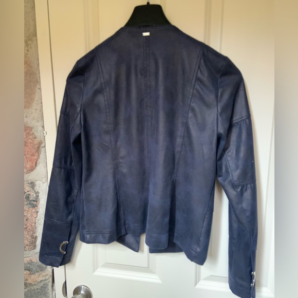 Stunning dark navy faux leather fitted jacket - Picture 5 of 10